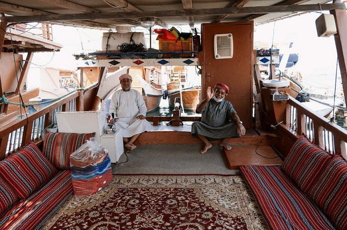 Trên thuyền dhow truyền thống - Du lịch Musandam