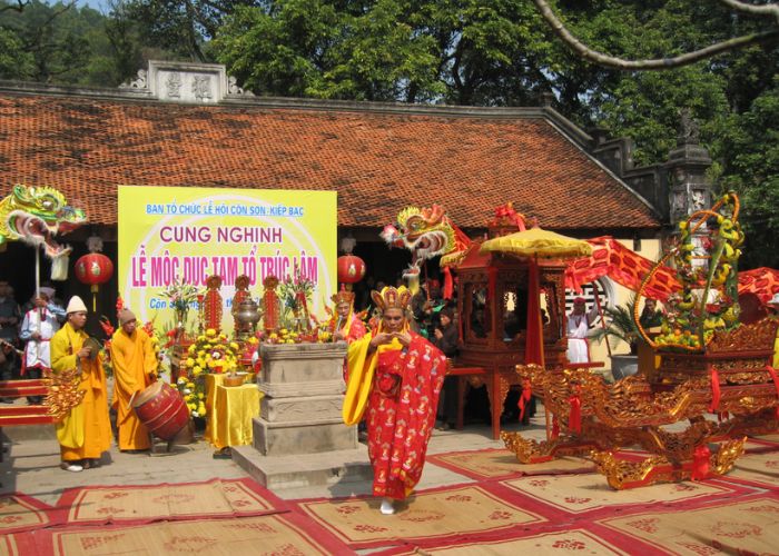 Kinh nghiệm du lịch Yên Tử Vĩnh Nghiêm Côn Sơn Kiếp Bạc mùa đẹp nhất