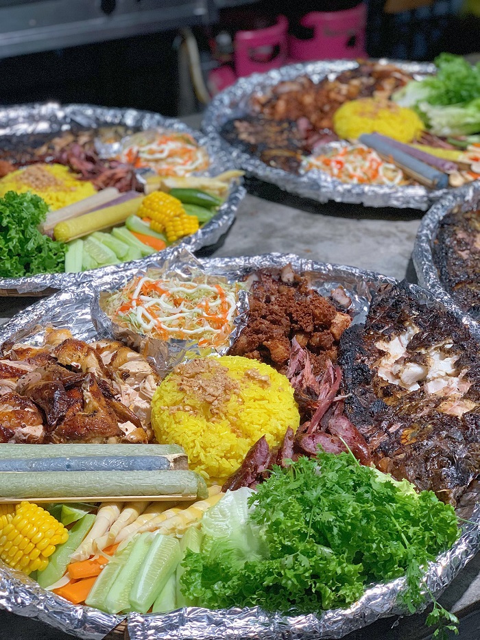 Đồi Mây Tà Xùa là quán ăn ngon tại Tà Xùa với Mẹt nướng Tây Bắc trứ danh