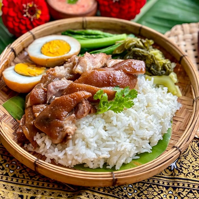 Những món cơm ngon ở Thái Lan nổi tiếng không kém cơm chiên Khao Pad