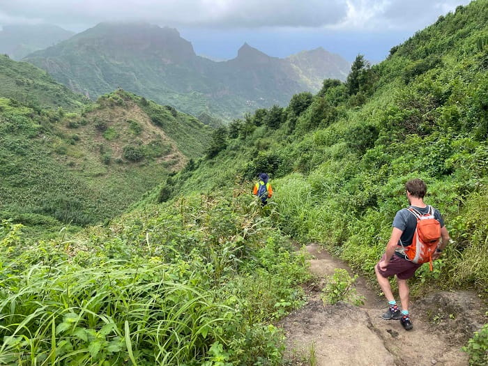 Đi bộ đường dài là điều nên làm và xem ở đảo Santiago Cape Verde