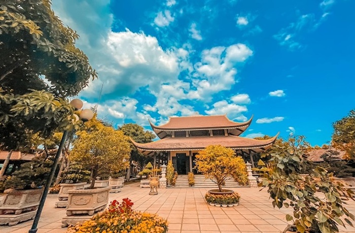 Thăm viếng Thiền viện Thường Chiếu - Ảnh: MIA