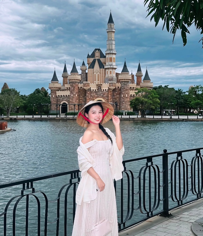 Giá vé VinWonders Nam Hội An gồm những gì