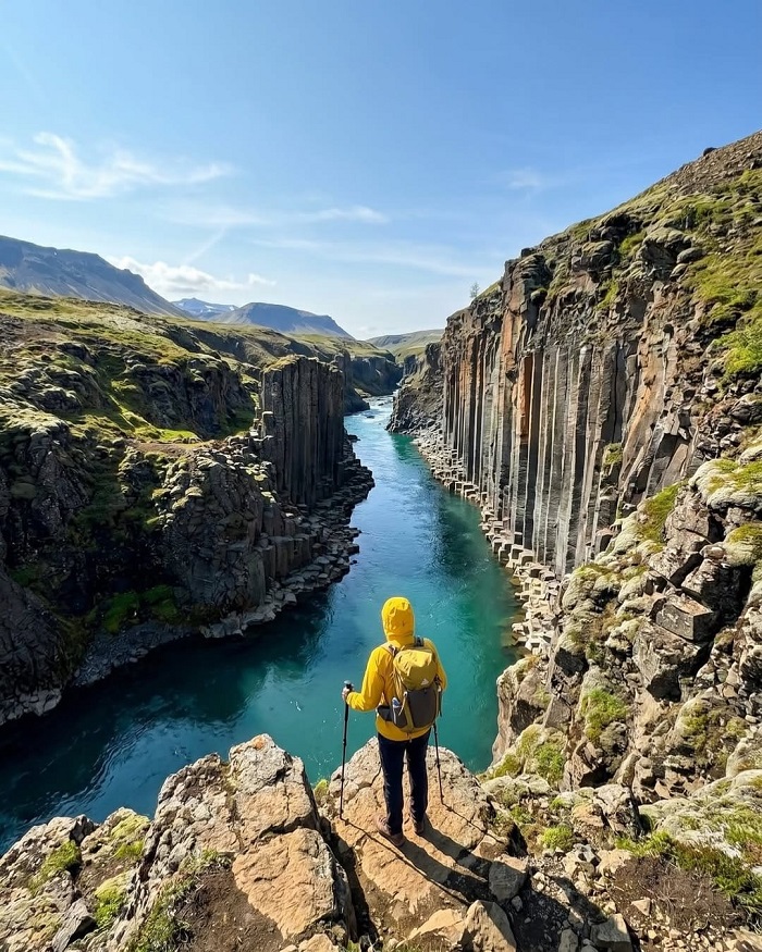Hẻm núi Studlagil là địa điểm tham quan hàng đầu ở vùng East Fjords Iceland