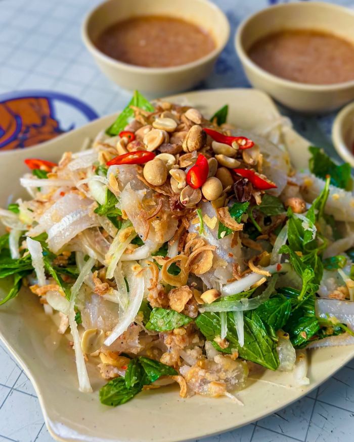 làng chài Cam Bình Lagi