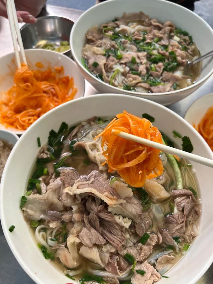 quán phở ngon lâu năm ở Sài Gòn