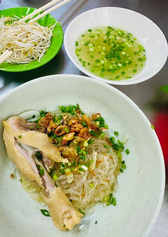 quán phở ngon lâu năm ở Sài Gòn 
