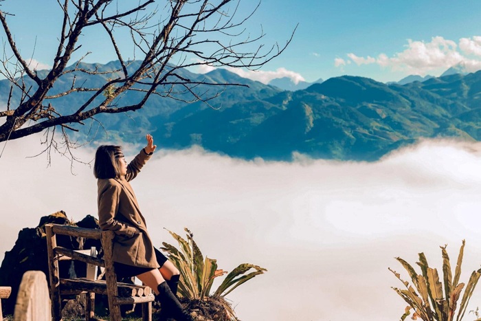 Săn mây ở Sapa nên đi đâu? Lựa chọn trang phục đủ ấm để chuyến đi được thuận lợi - Ảnh: Digiticket