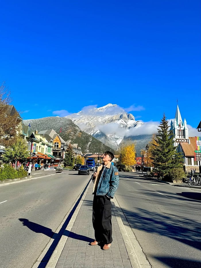 Nên ghé thăm địa điểm nào khi đến vườn quốc gia Banff Canada