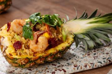 Cơm chiên Khao Pad - Món ăn đường phố mang tinh hoa ẩm thực Thái