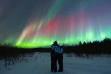 Kinh nghiệm săn cực quang ở Lapland: Mẹo chọn thời gian và địa điểm đẹp nhất