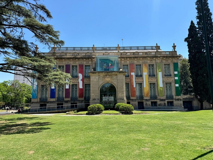 Cung điện Ferreyra là điểm tham quan nổi tiếng ở thành phố Cordoba Argentina