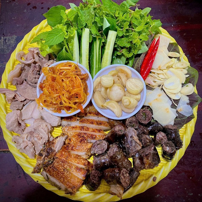 Khu du lịch sinh thái Ngòi Hoa - ăn uống