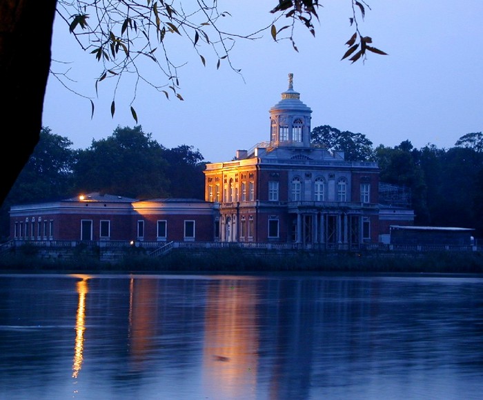 diem-den-du-lich-o-Potsdam-duc-ban-khong-the-bo-qua-6
