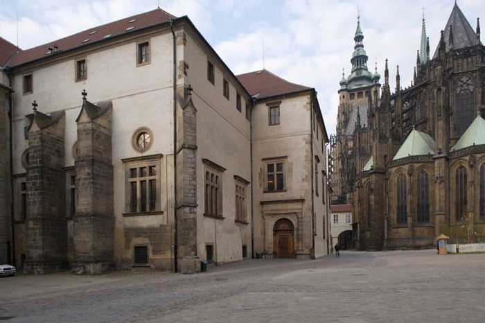 Cung điện Hoàng gia cũ tại lâu đài Praha - Tham quan Lâu đài Prague Cộng hòa Séc