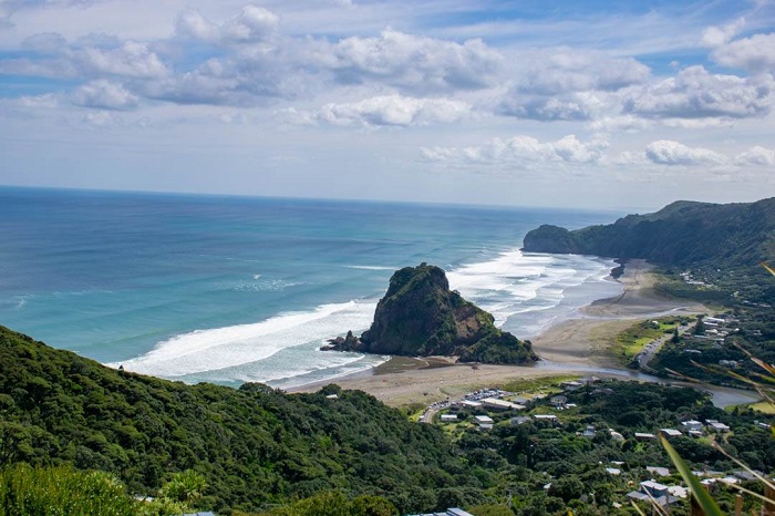 Bãi biển Piha - Những bãi biển đẹp ở đảo Bắc New Zealand