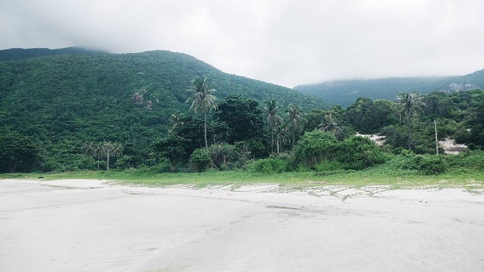 bãi tắm An Hải - địa điểm check in ở Côn Đảo