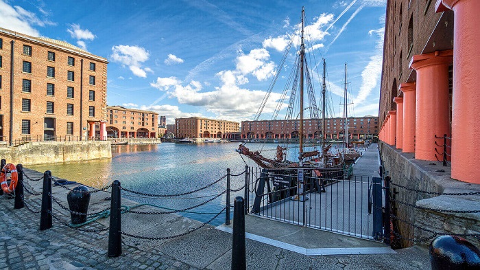 Du lịch Liverpool - Royal Albert Dock