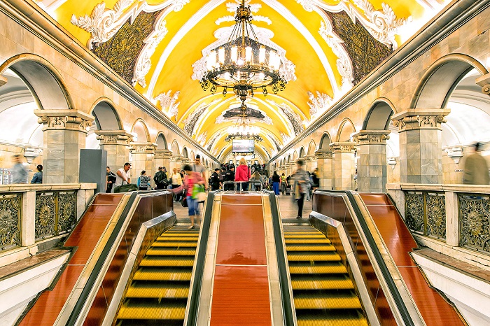 ga tàu điện ngầm đẹp nhất thế giới -moscow-nga