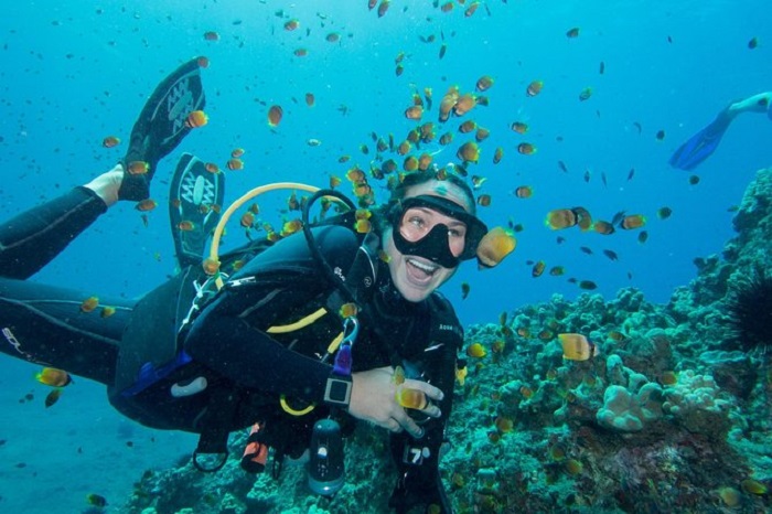 Experience scuba diving in Nha Trang - prepare enough equipment 