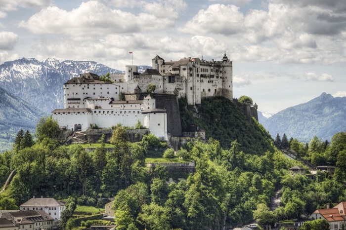 lâu đài đẹp nhất nước Áo - lâu đài Hohensalzburg
