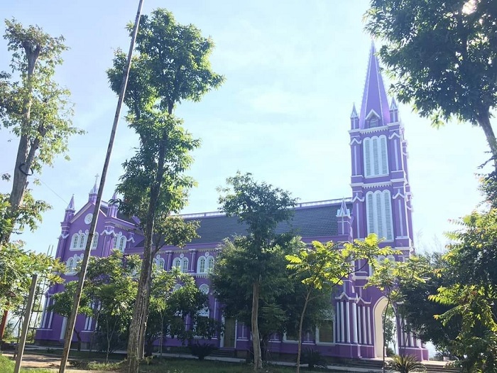 nhà thờ màu tím ở Nghệ An - lịch sử hình thành