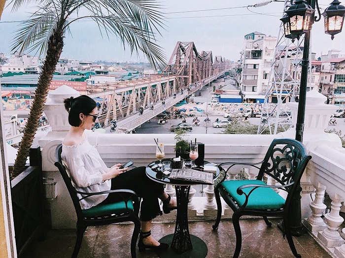 quán cafe sống ảo ở Hà Nội Serein-Cafe-Lounge-ami