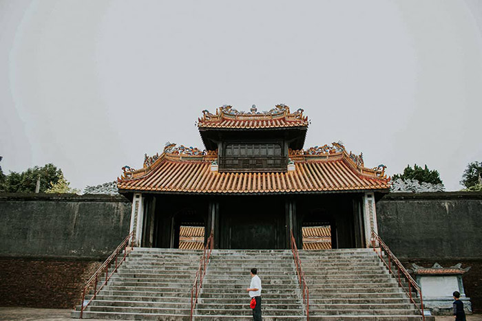 Viếng lăng Tự Đức triều Nguyễn ở Huế - xây dựng từ thế kỷ 19