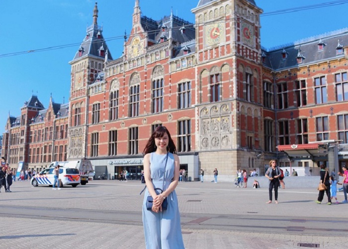 Khám phá tòa thị chính Delft chiêm ngưỡng công trình cổ độc đáo