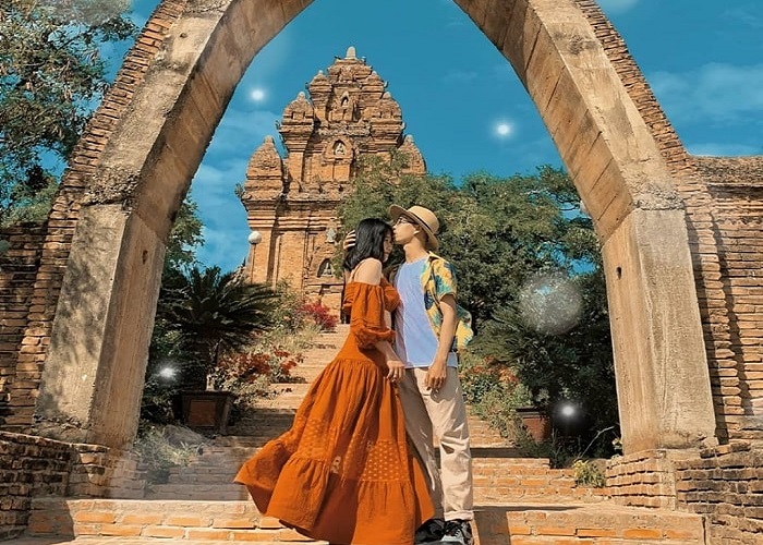 Tháp Chăm nổi tiếng ở Việt Nam - tháp kongrai