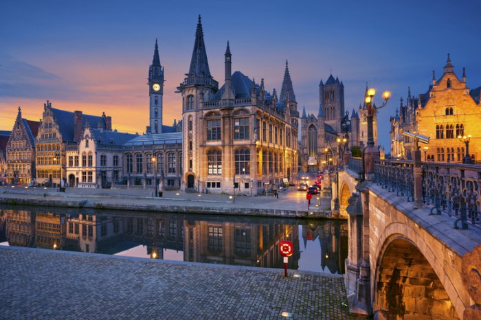 Cầu Thánh Michael - Những địa điểm du lịch Ghent Bỉ