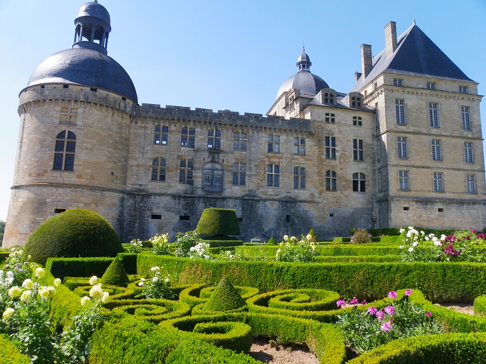 Château de Hautefort - Kinh nghiệm du lịch Dordogne