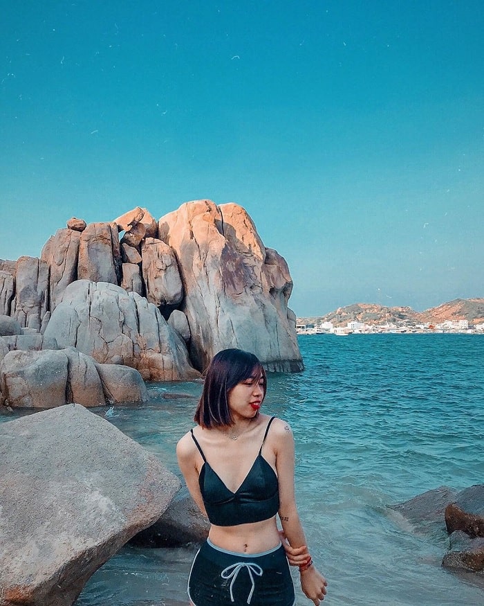 Bai Kinh - one of the beautiful beaches in Ninh Thuan 