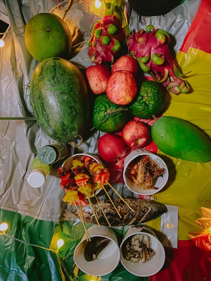 Du lịch Tây Ninh về đêm - cắm trại núi Bà Đen ăn uống