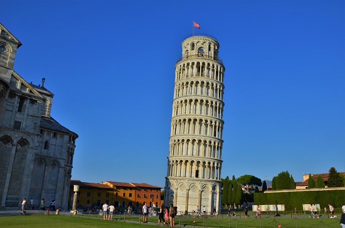 Tham quan tháp nghiêng Pisa - Du lịch Lucca