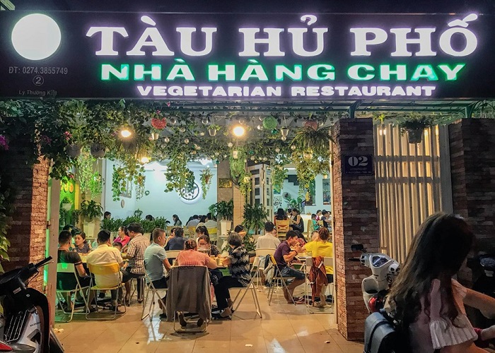 Best Vegetarian Restaurants in Binh Duong - Tau Hu Pho Vegetarian Restaurant 