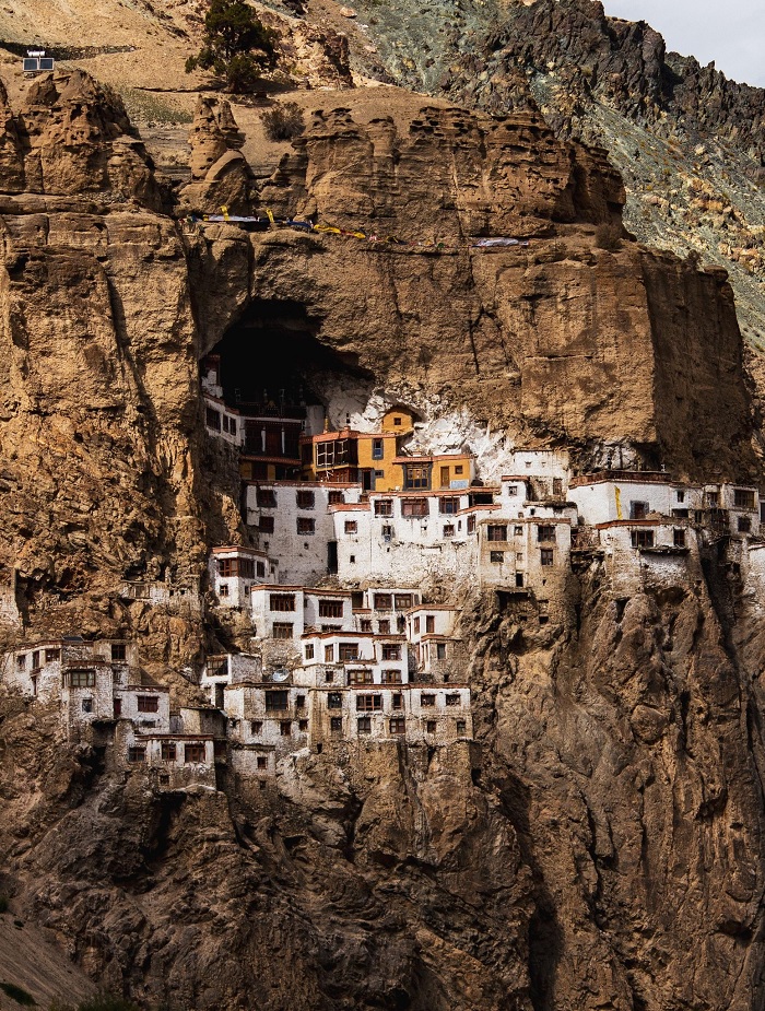 Tu viện Phuktal - tu viện ở Ladakh đẹp