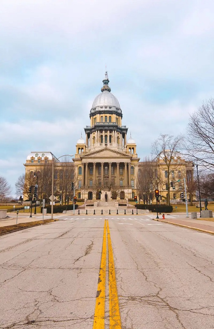 Tòa nhà State Capitol - địa điểm du lịch Illinois