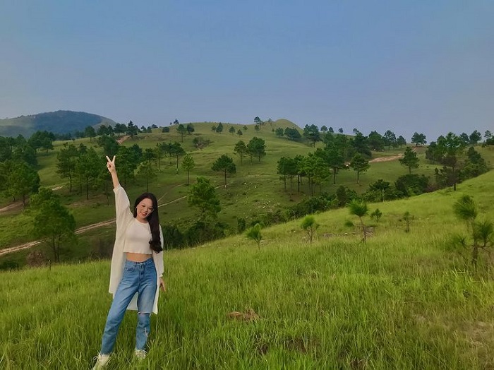 Uong Bi Phoenix Hill - green grass season