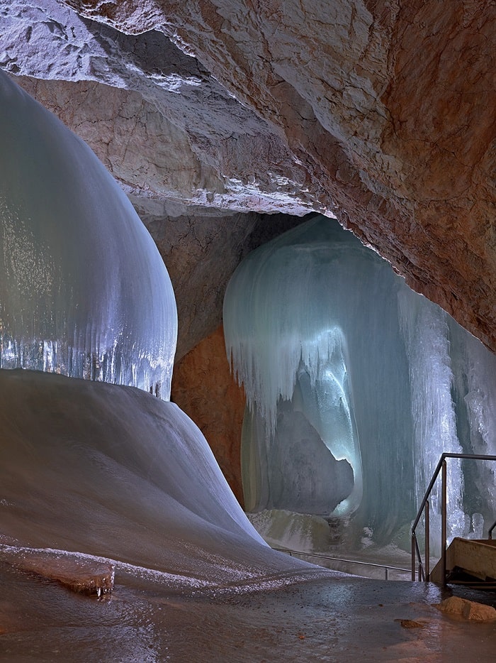 Giới thiệu hang động Eisriesenwelt Áo