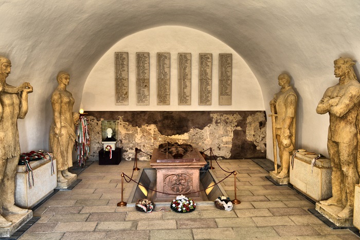 Các triển lãm ở lâu đài Eger Hungary