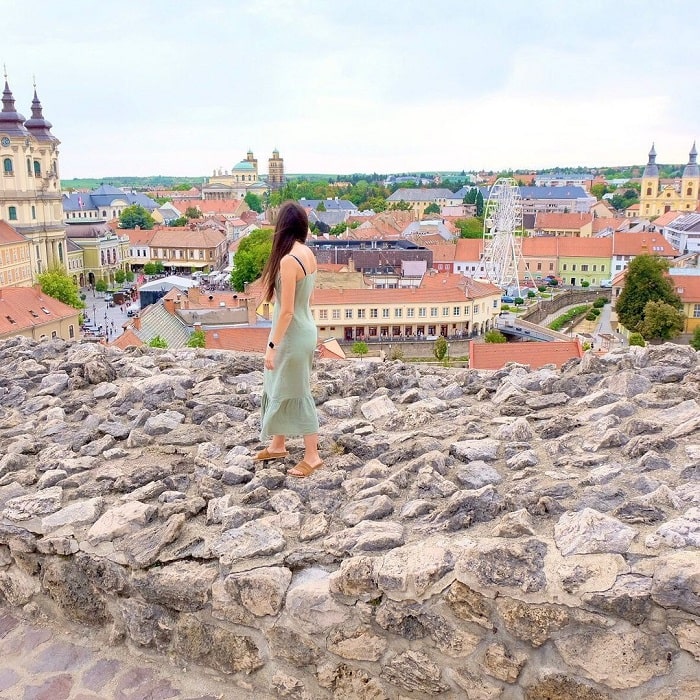 Mùa nào là tốt nhất để đến thăm lâu đài Eger Hungary
