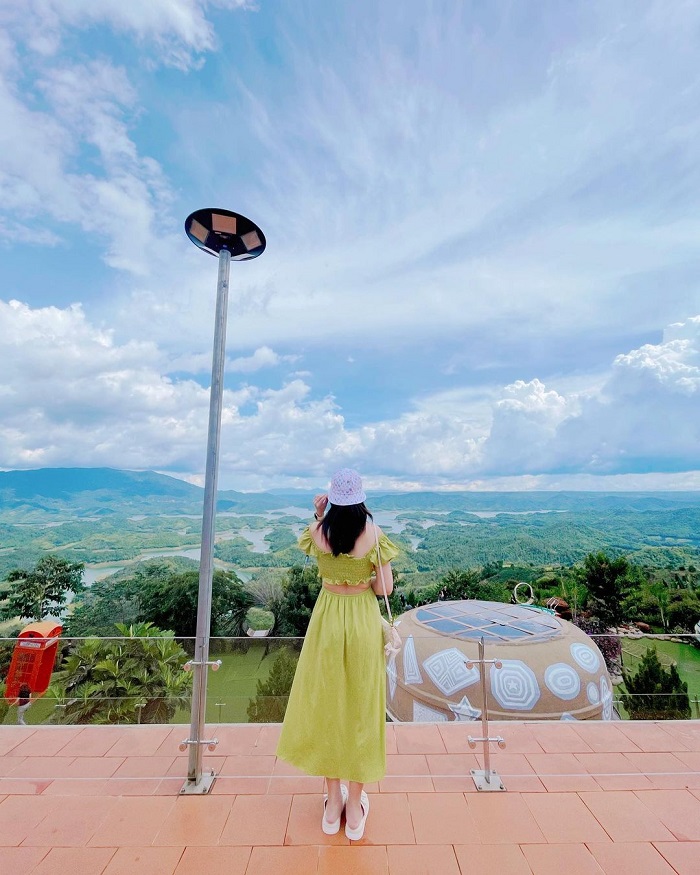 Khu du lịch Tà Đùng là khu du lịch ven hồ đẹp ở Đắk Nông