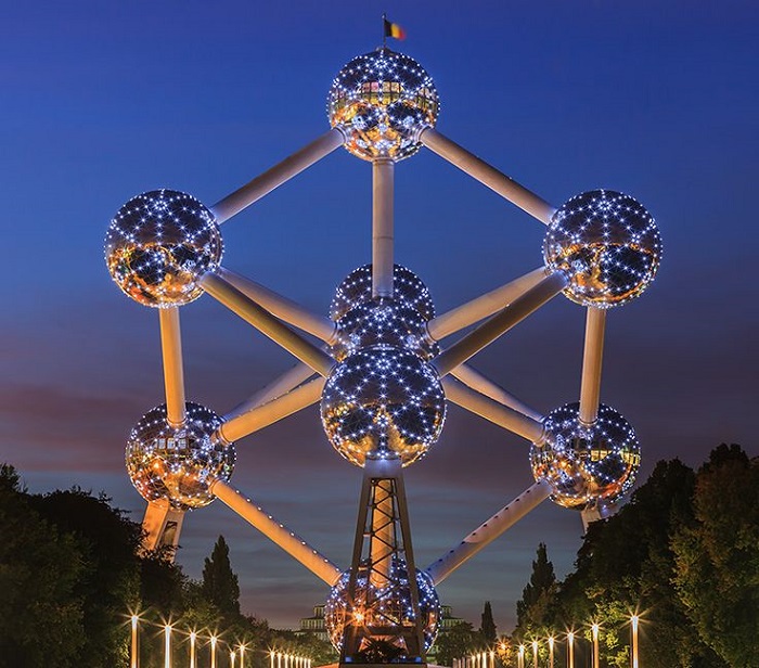 Mô hình Atomium Bỉ: điểm tham quan hàng đầu Brussels
