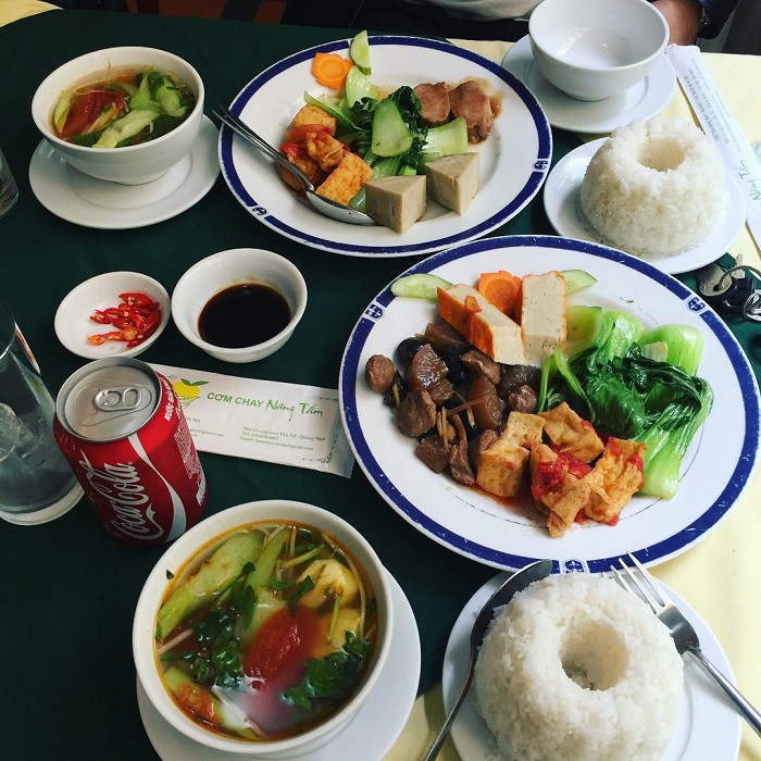 quán ăn ngon quận Hoàn Kiếm - cơm chay Nàng Tấm