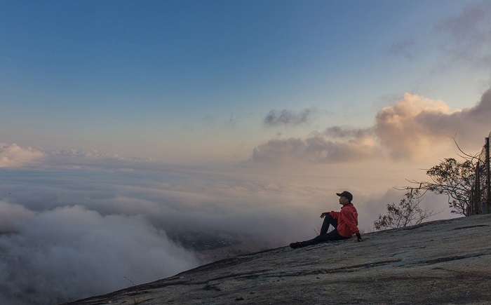 Núi Cô Tô là địa điểm săn mây ở An Giang được khách du lịch yêu thích