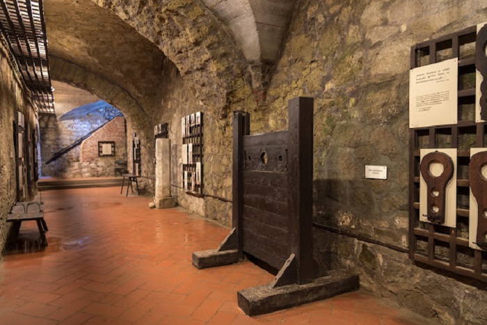 Các triển lãm ở lâu đài Eger Hungary