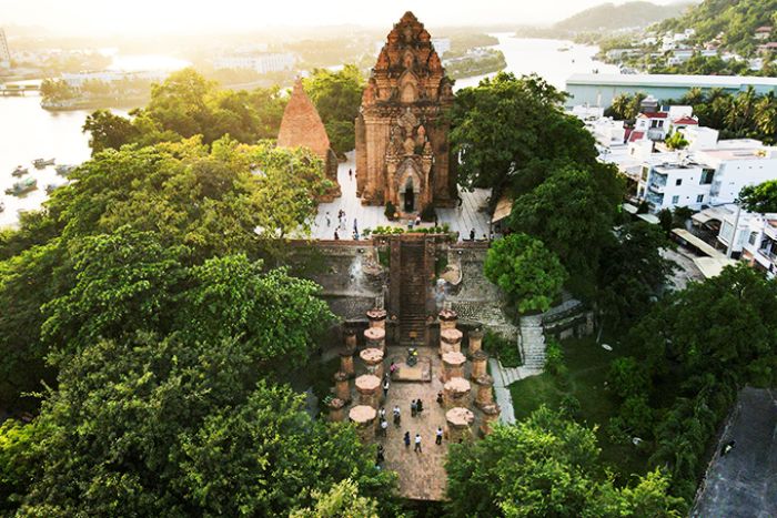Ẩm thực khu Tháp Bà Nha Trang 