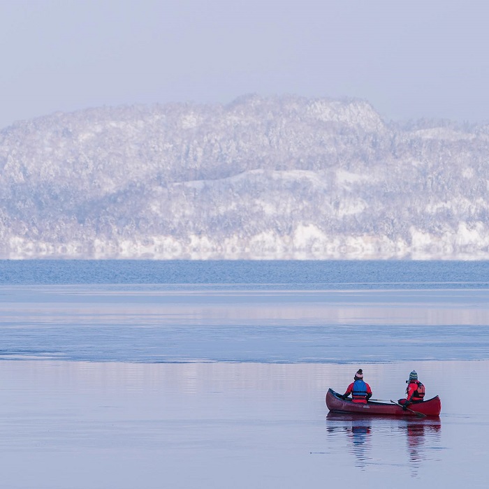 Chèo thuyền kayak là hoạt động phổ biến nhất ở hồ Kussharo