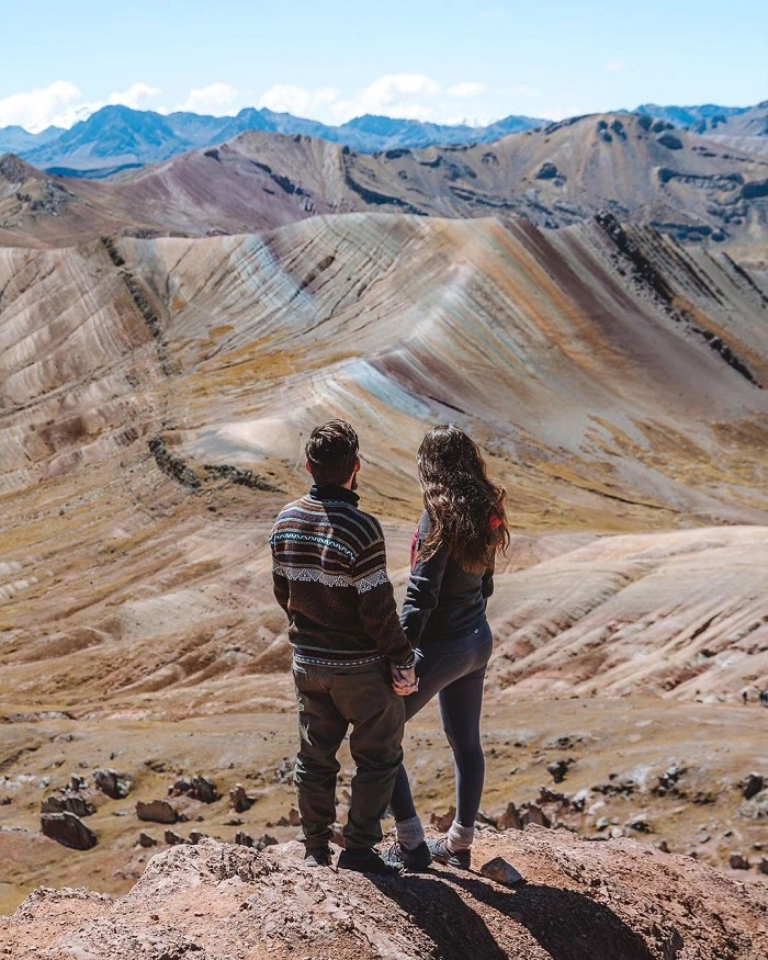 Montaña de Siete Colores là dãy núi cầu vồng đẹp trên thế giới nằm ở Peru